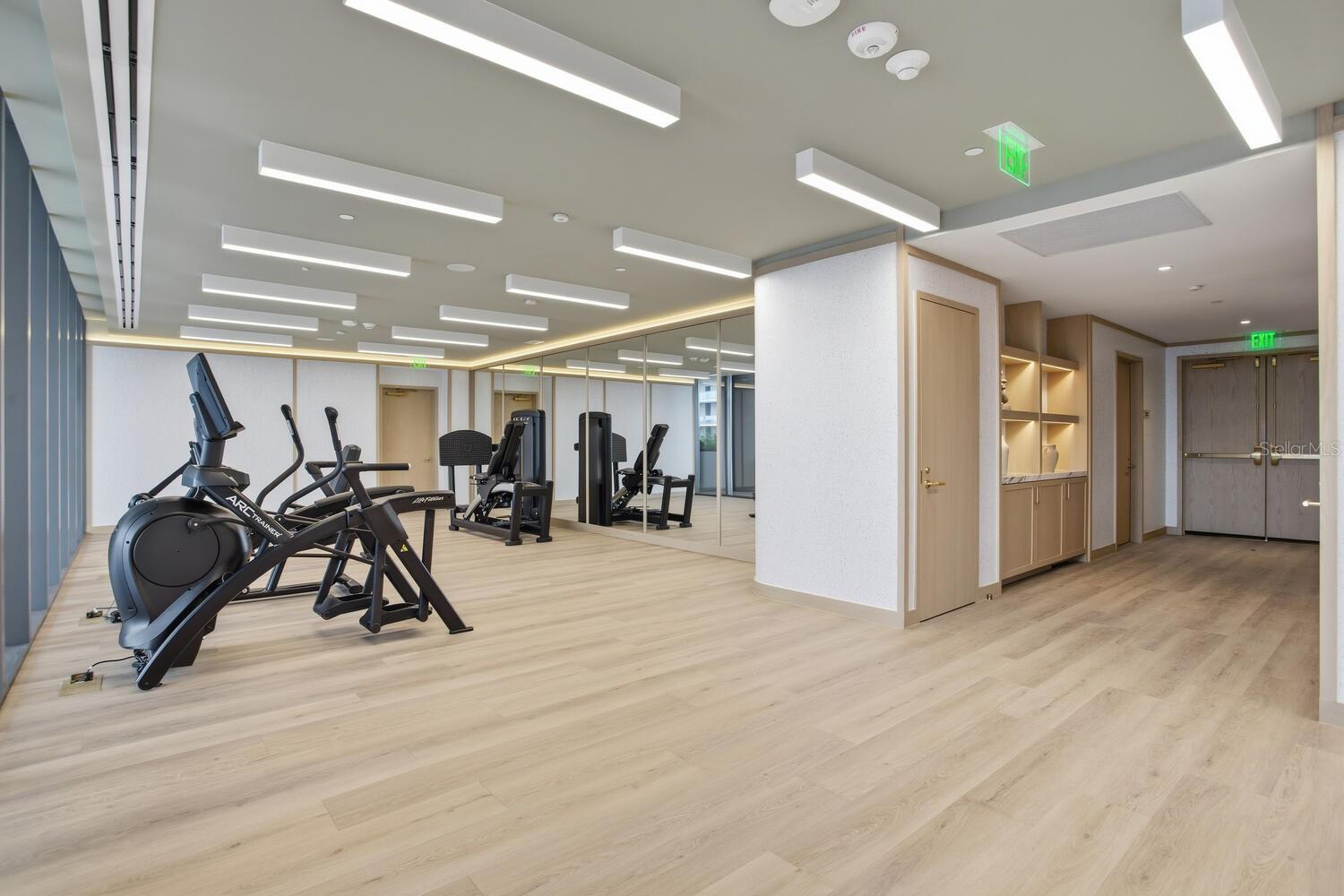 Image 36 of 92 For 3015 Ysabella Avenue 2303