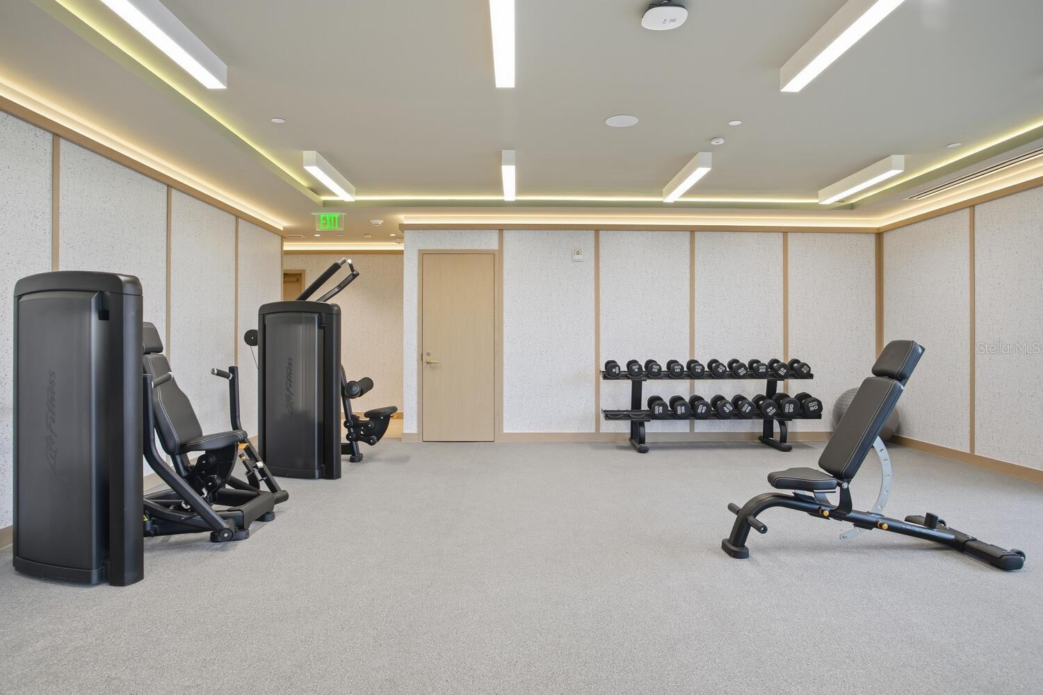 Image 40 of 92 For 3015 Ysabella Avenue 2303