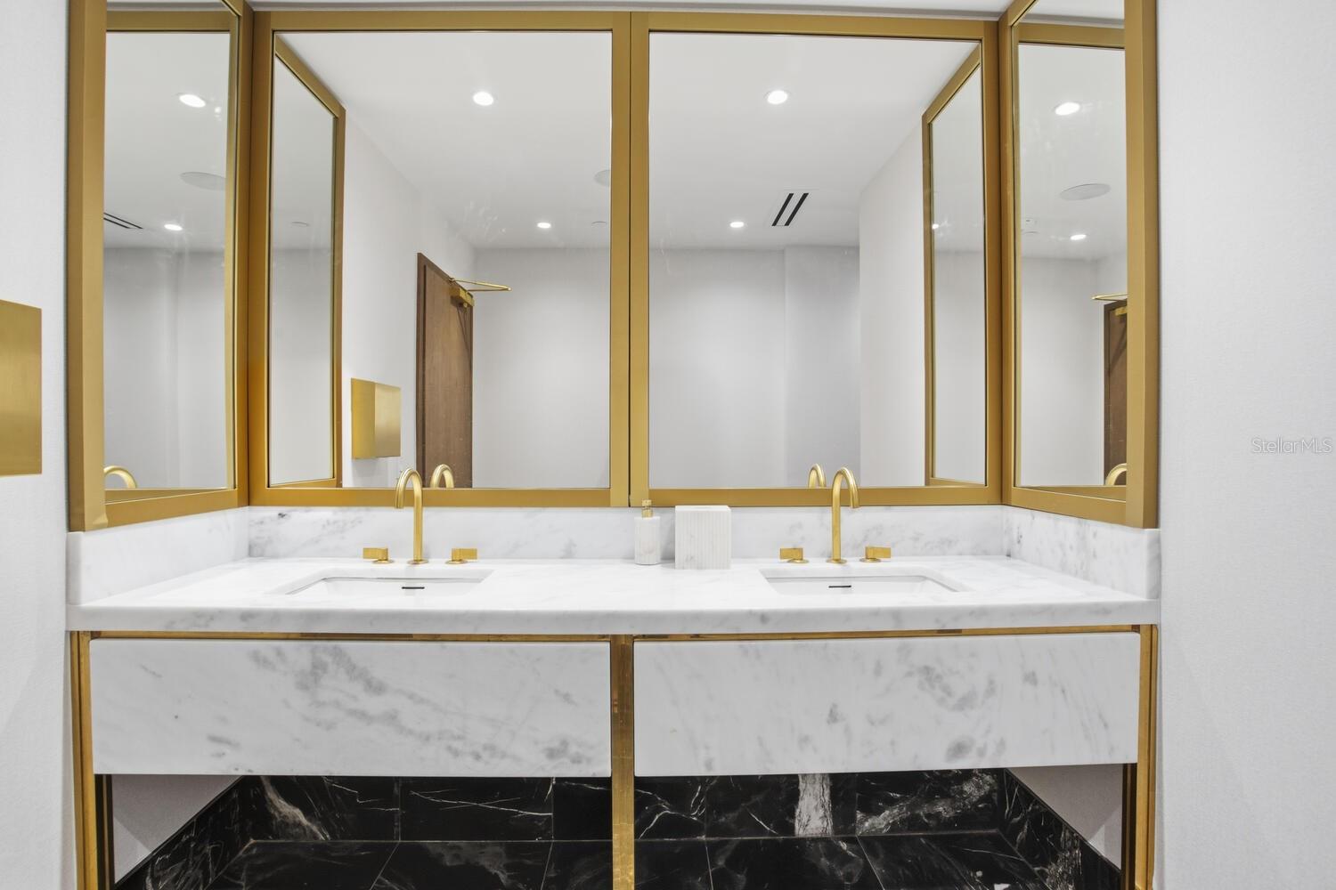 Image 91 of 92 For 3015 Ysabella Avenue 2303