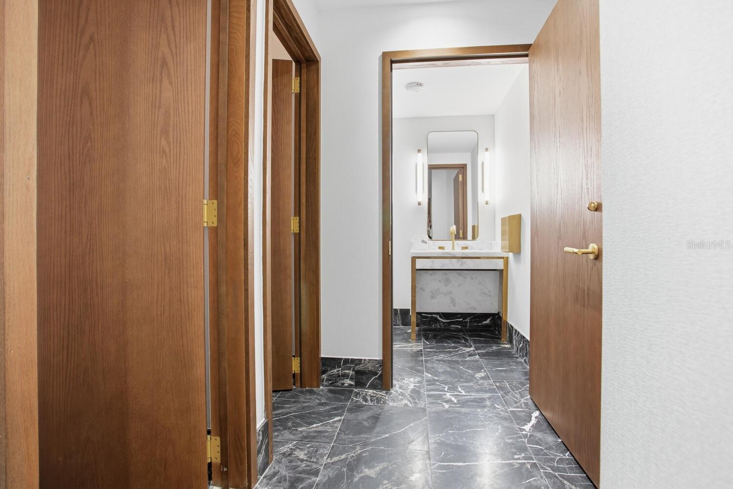 Image 92 of 92 For 3015 Ysabella Avenue 2303