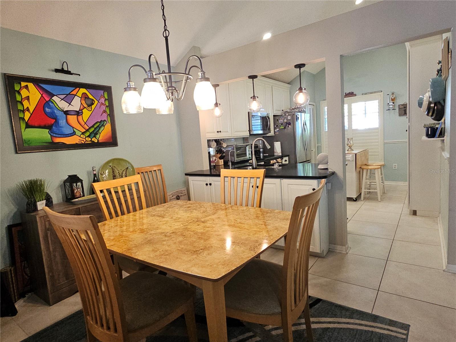 Image 12 of 42 For 2952 Shannon Circle