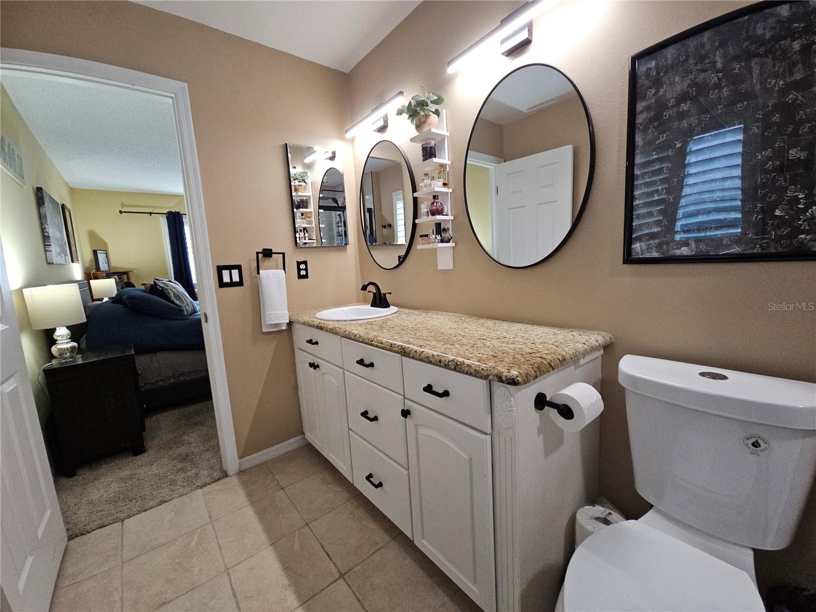 Image 23 of 42 For 2952 Shannon Circle