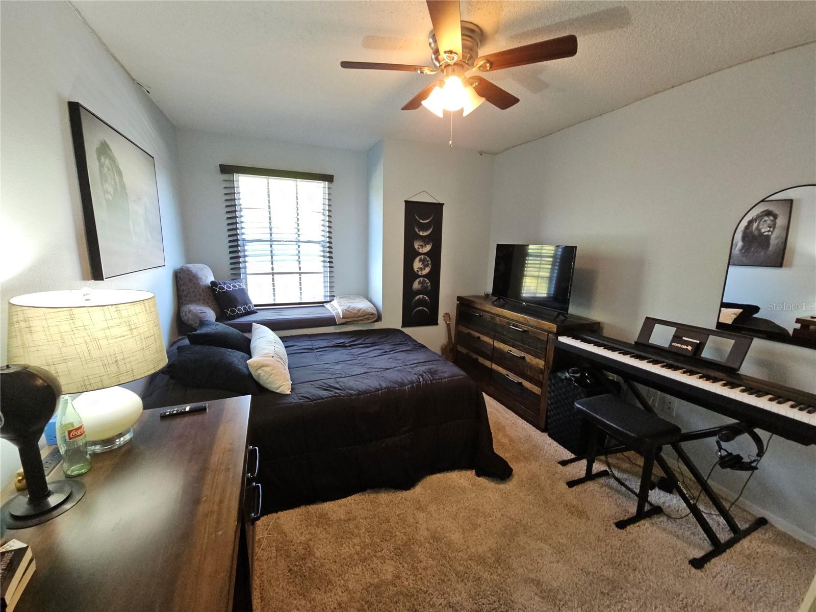 Image 26 of 42 For 2952 Shannon Circle