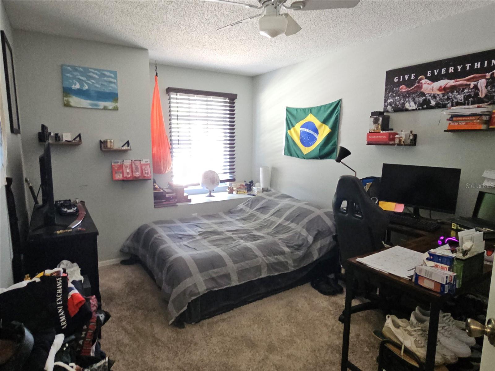 Image 27 of 42 For 2952 Shannon Circle