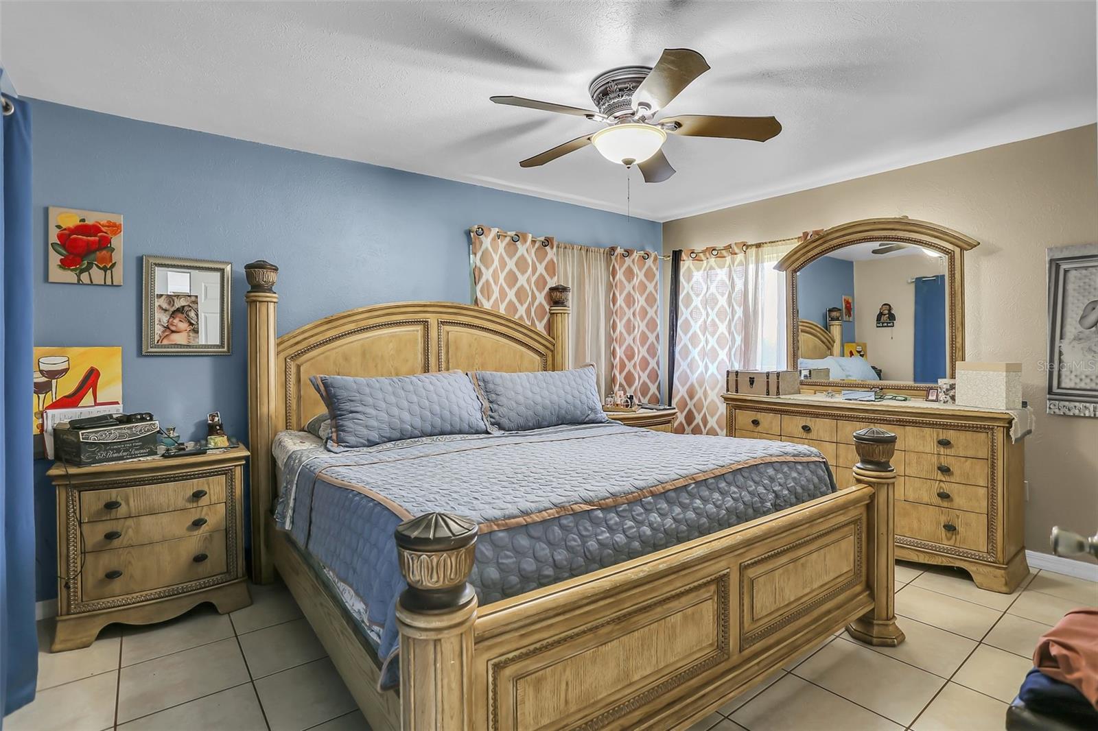 Image 19 of 31 For 525 Skylark Lane Nw