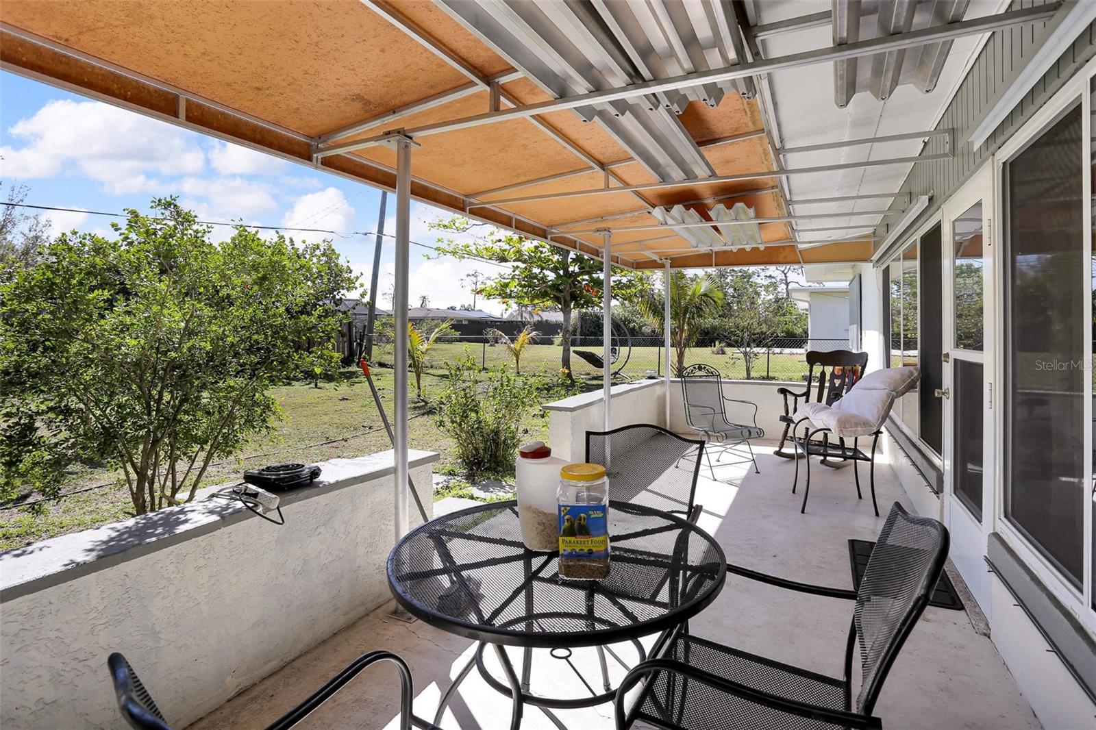 Image 25 of 31 For 525 Skylark Lane Nw