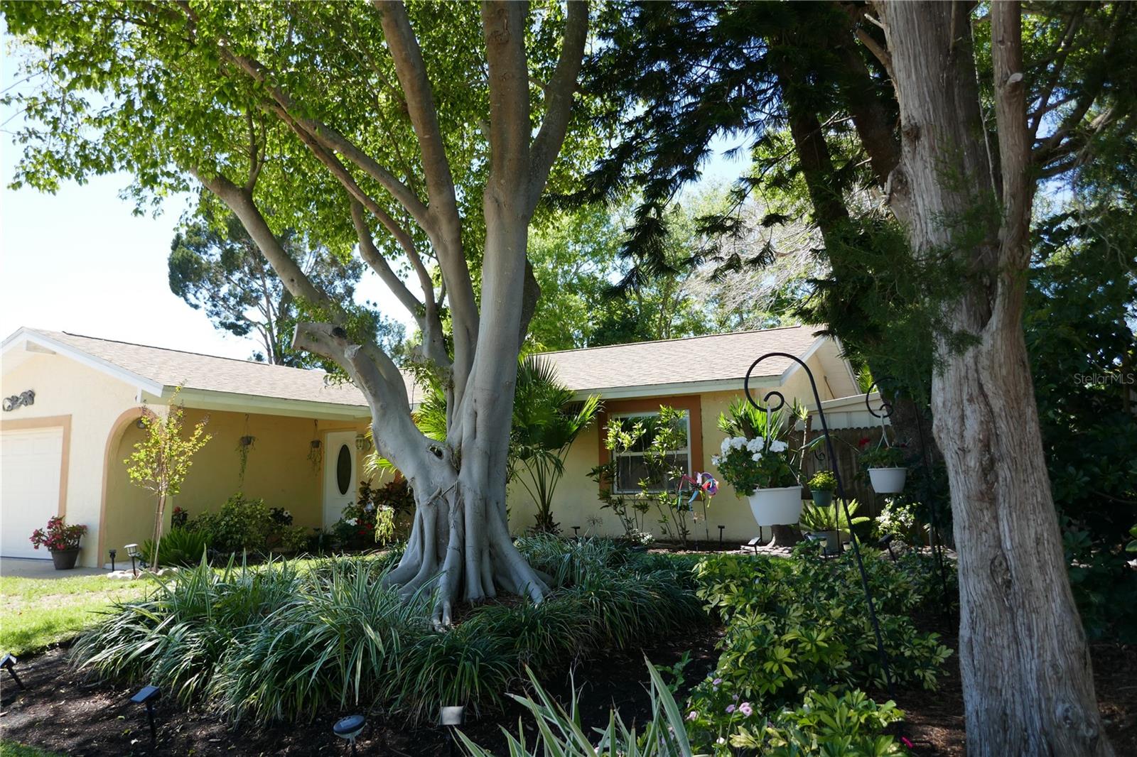 Image 2 of 21 For 8176 129th Street N