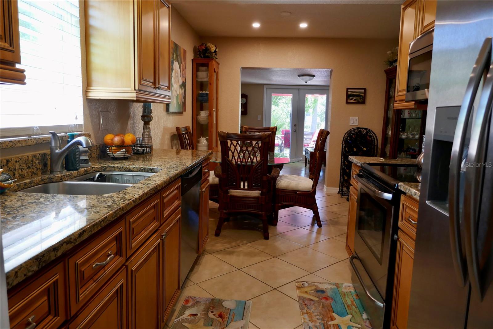 Image 5 of 21 For 8176 129th Street N