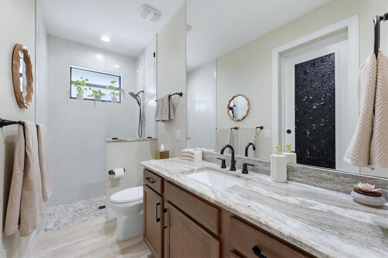 Image 37 of 82 For 13407 Chenille Drive