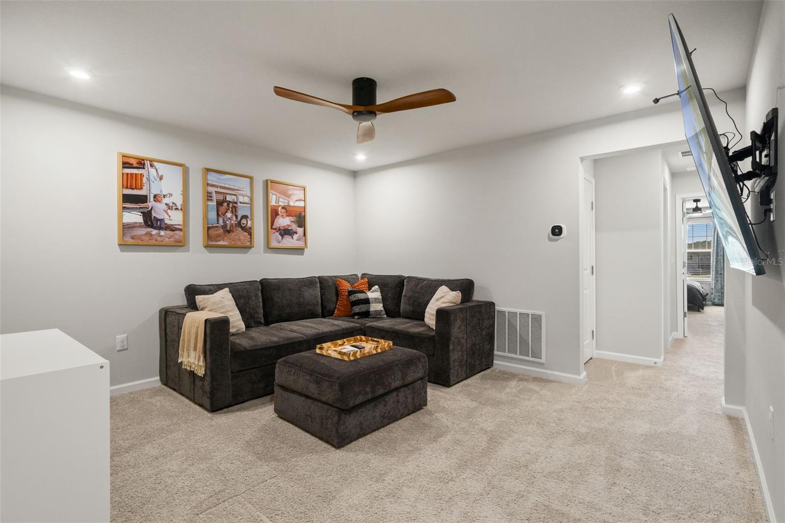 Image 21 of 48 For 26008 Woven Wicker Bend