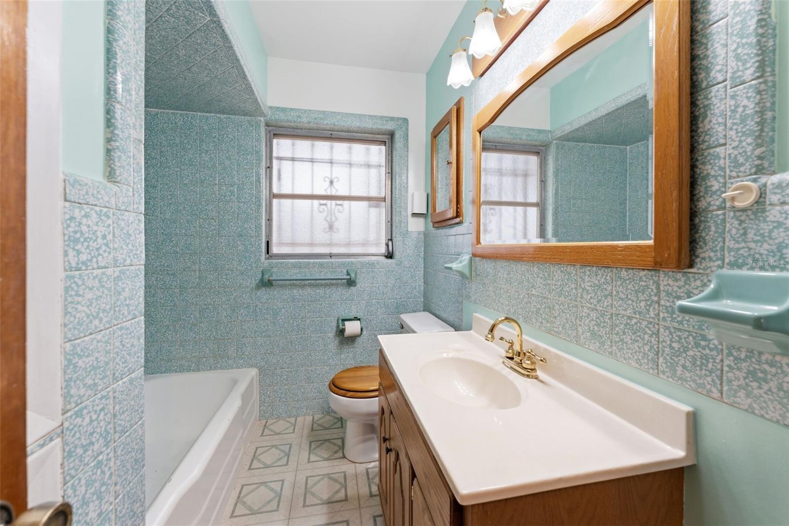 Image 8 of 36 For 2711 Heiter Street