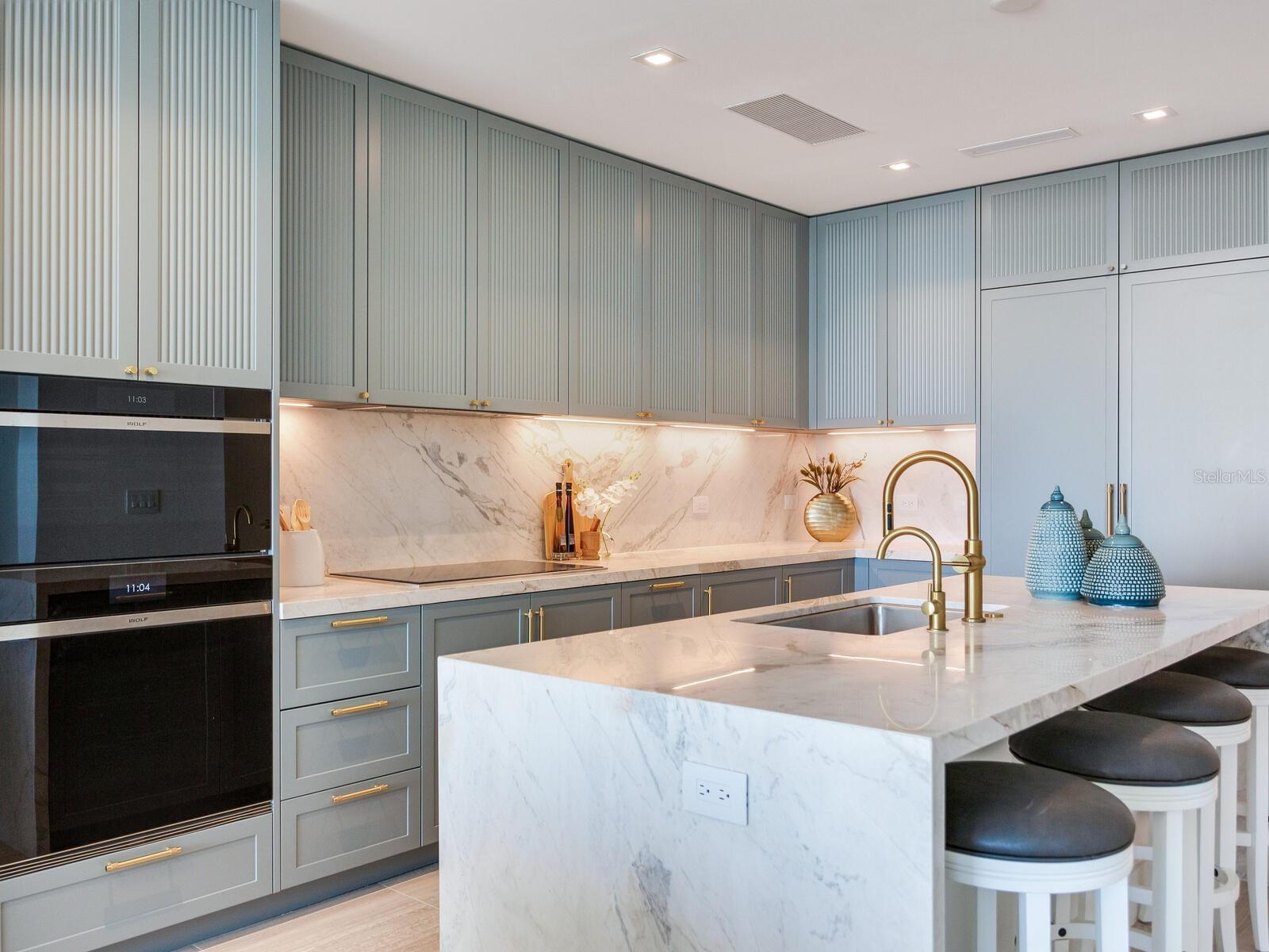 Image 10 of 91 For 3015 Ysabella Avenue 1403