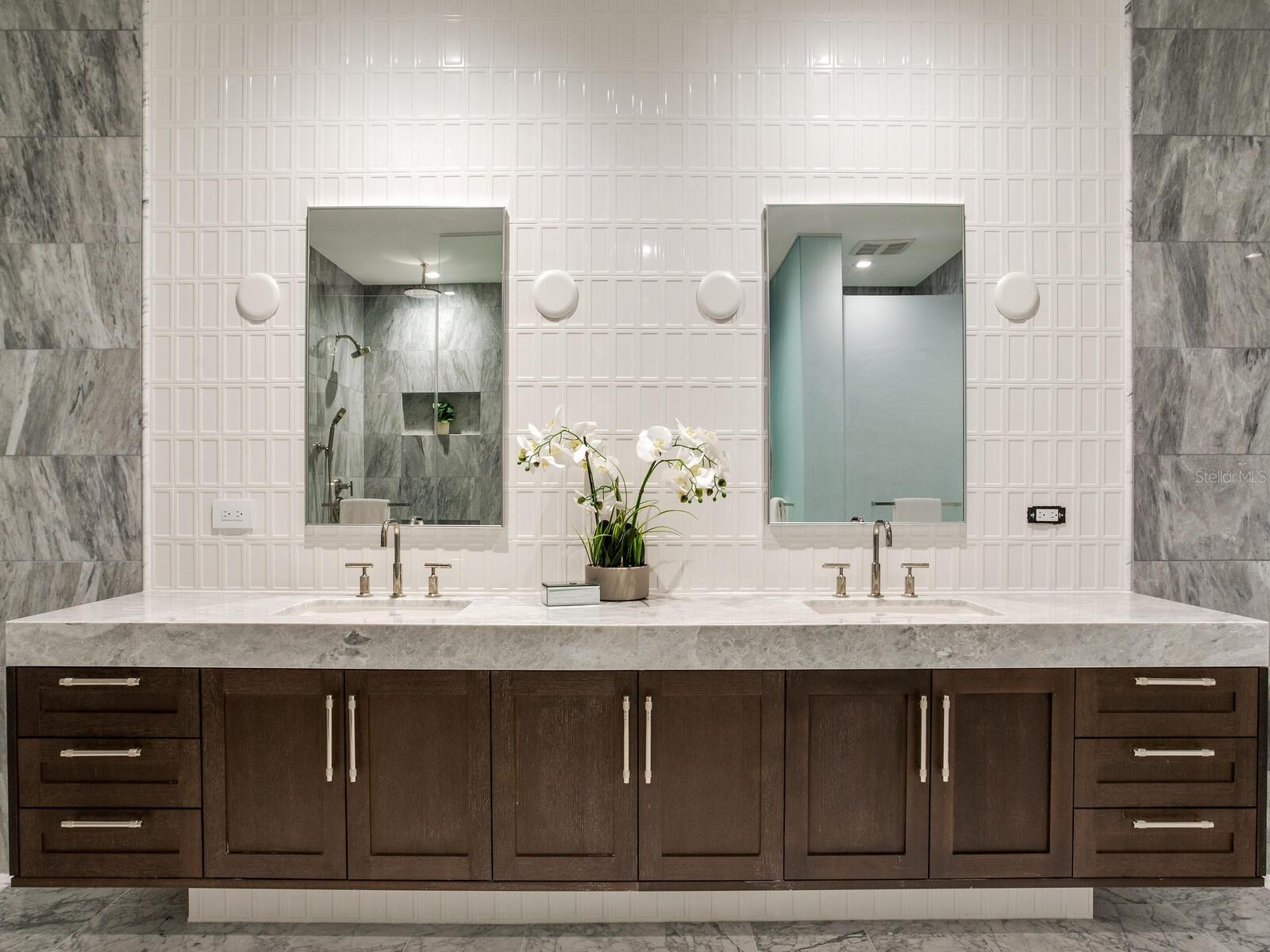 Image 40 of 91 For 3015 Ysabella Avenue 1403