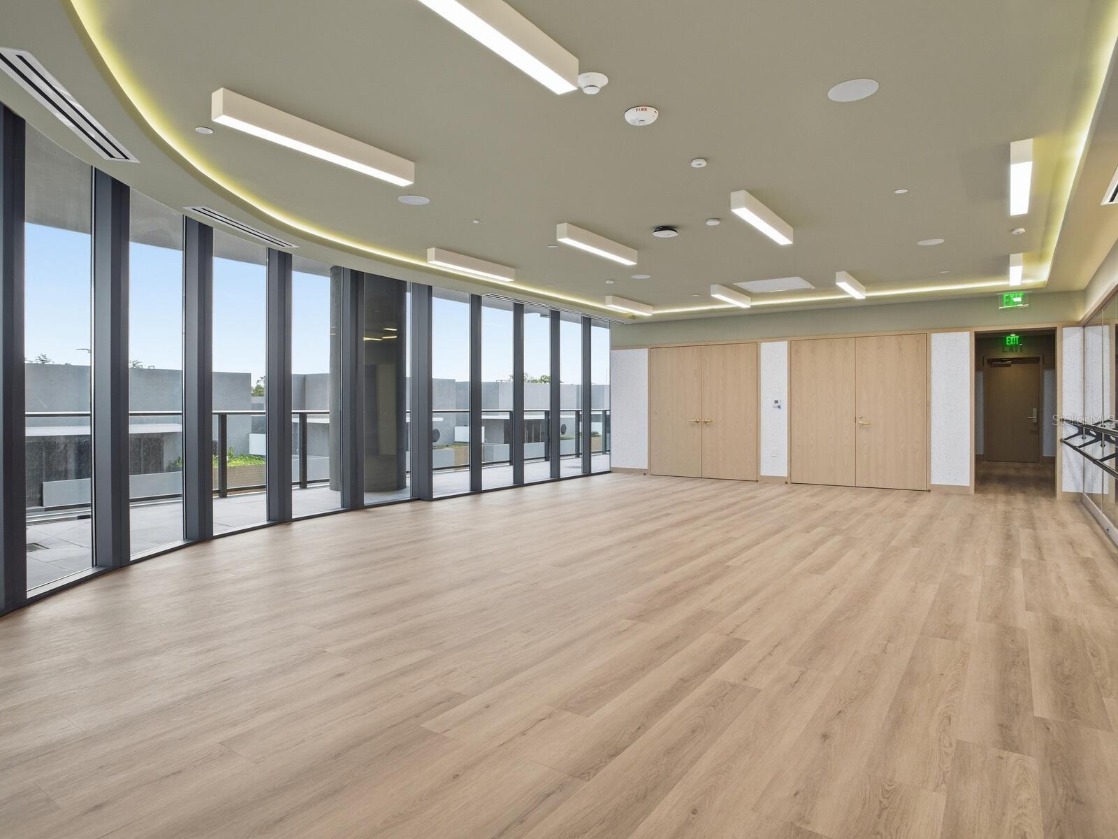 Image 68 of 91 For 3015 Ysabella Avenue 1403