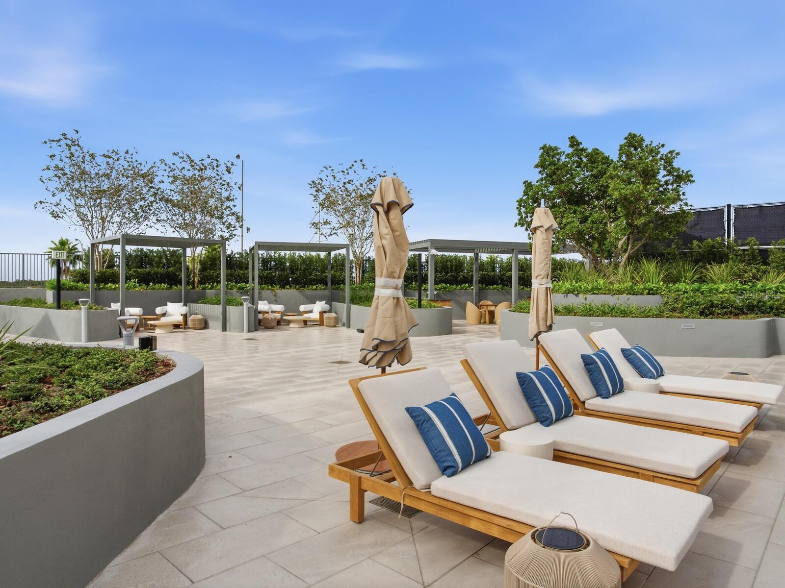 Image 82 of 91 For 3015 Ysabella Avenue 1403