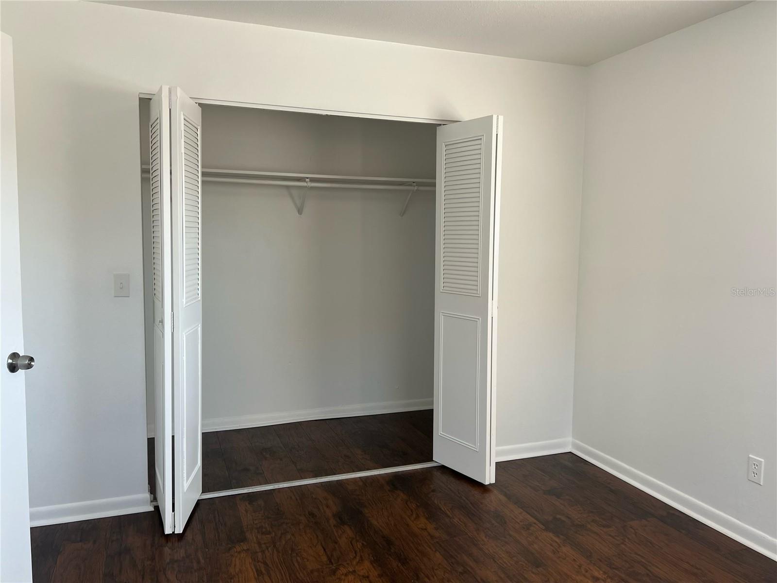 Image 14 of 16 For 8701 4th Street N 208