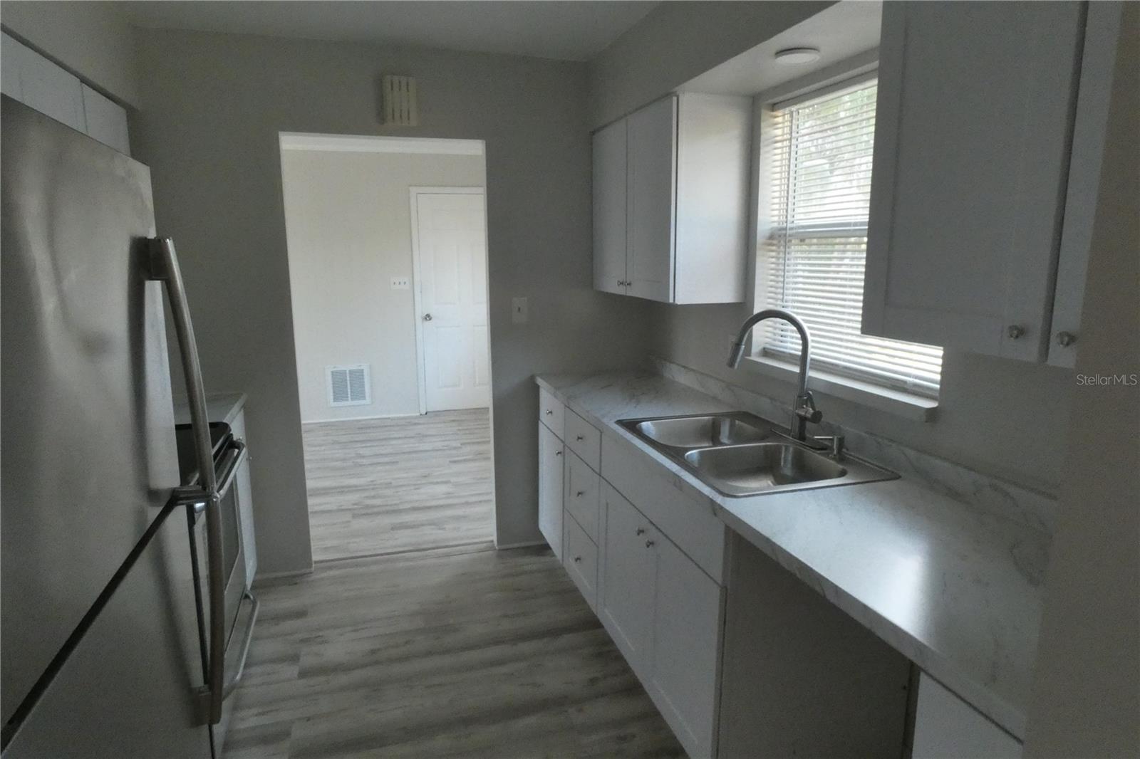 Image 5 of 15 For 2580 58th Avenue N