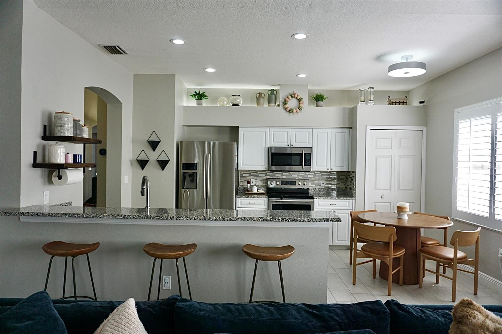 Image 12 of 39 For 1764 Oak Pond Court