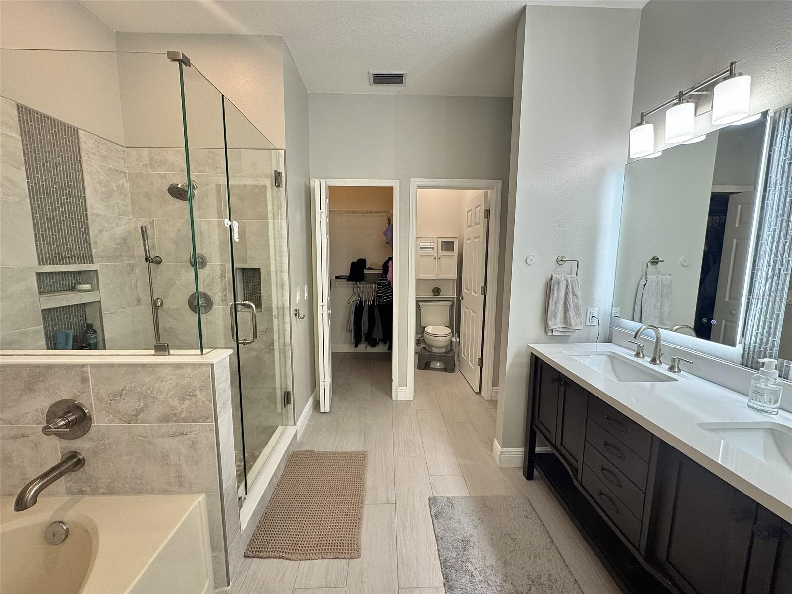 Image 18 of 39 For 1764 Oak Pond Court