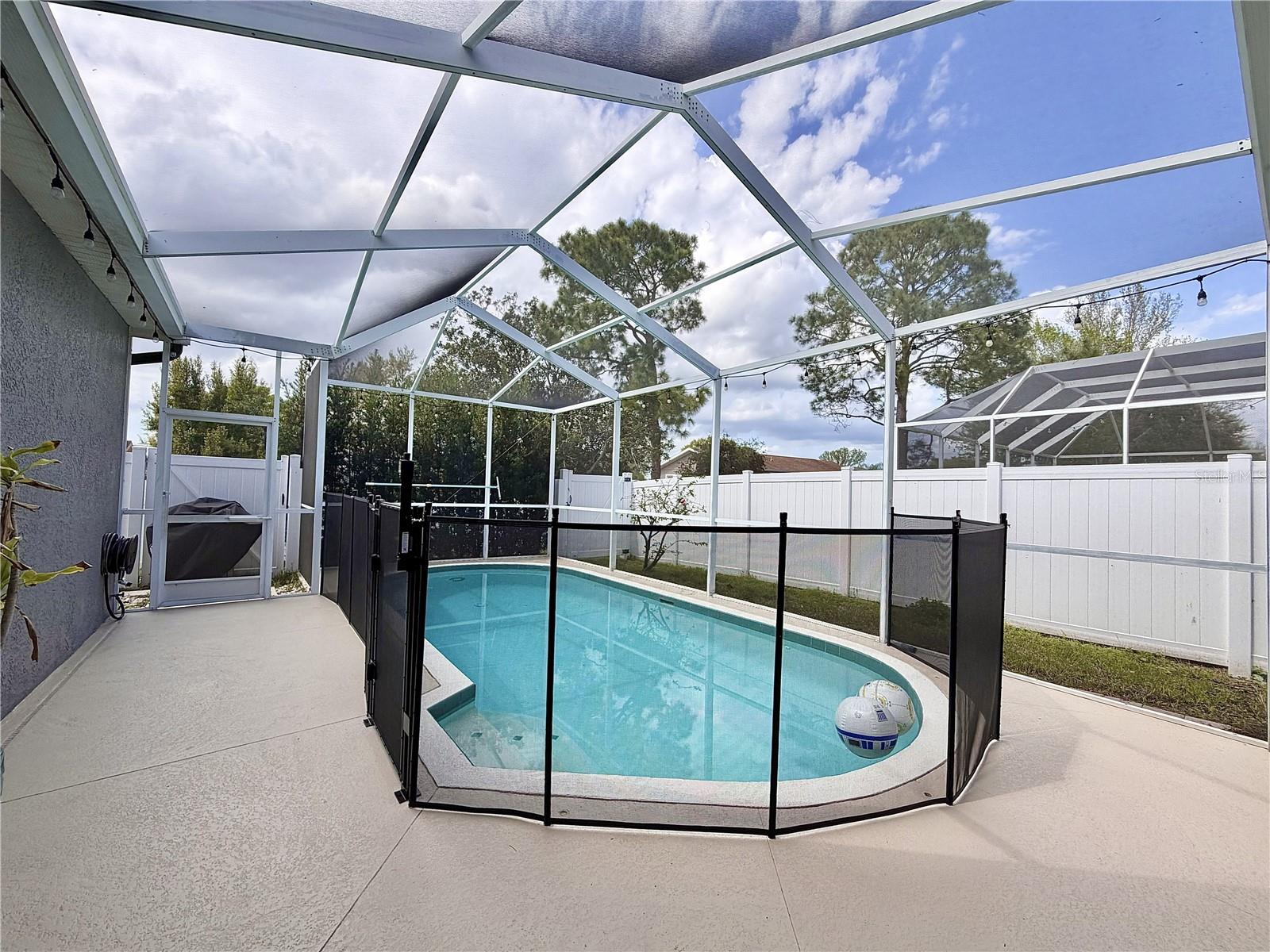 Image 29 of 39 For 1764 Oak Pond Court