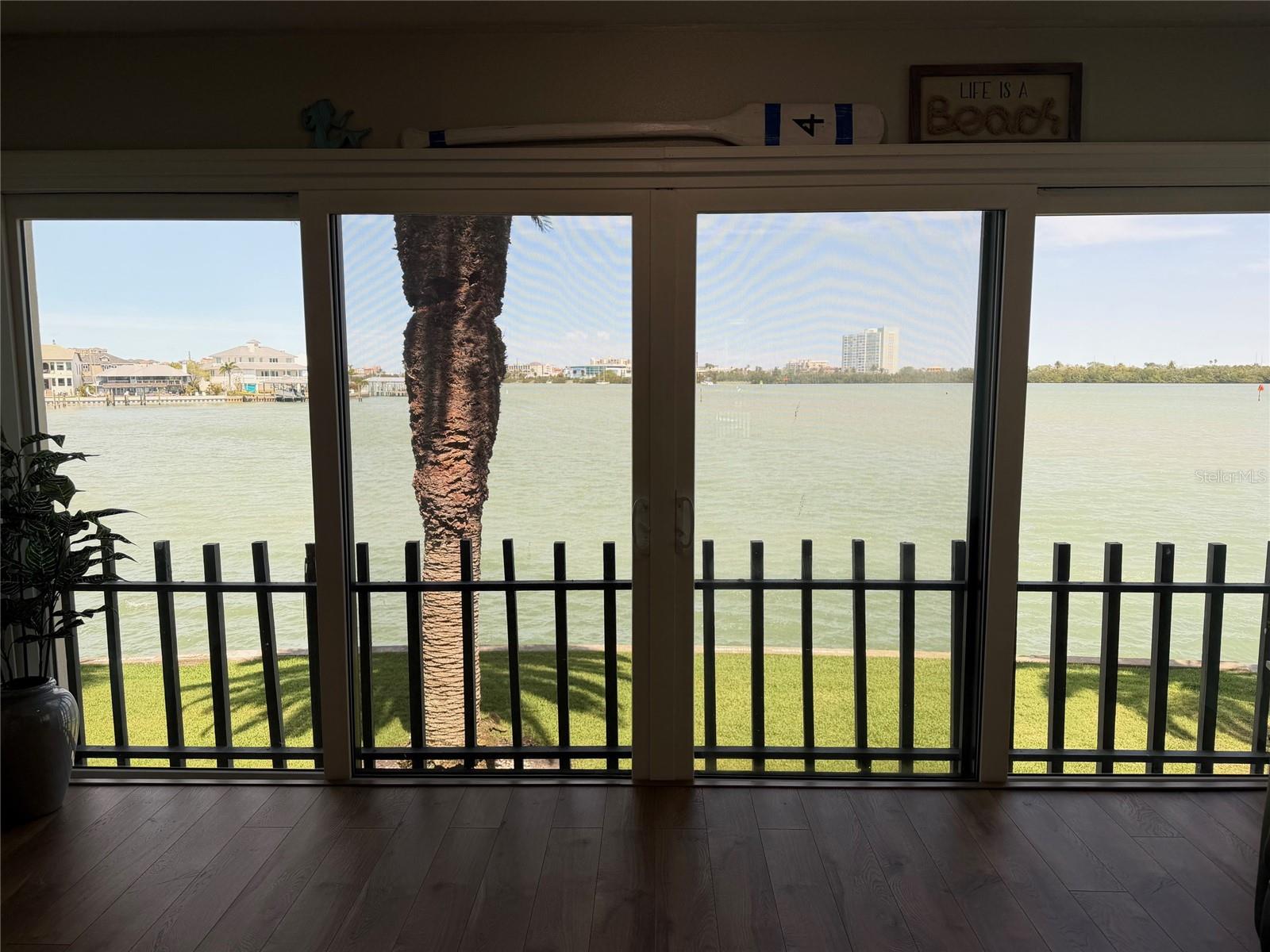 Image 15 of 42 For 868 Bayway Boulevard 210