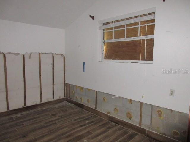 Image 16 of 20 For 1763 Shore Acres Boulevard Ne