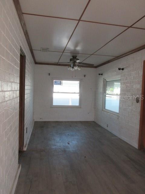 Image 5 of 20 For 1763 Shore Acres Boulevard Ne