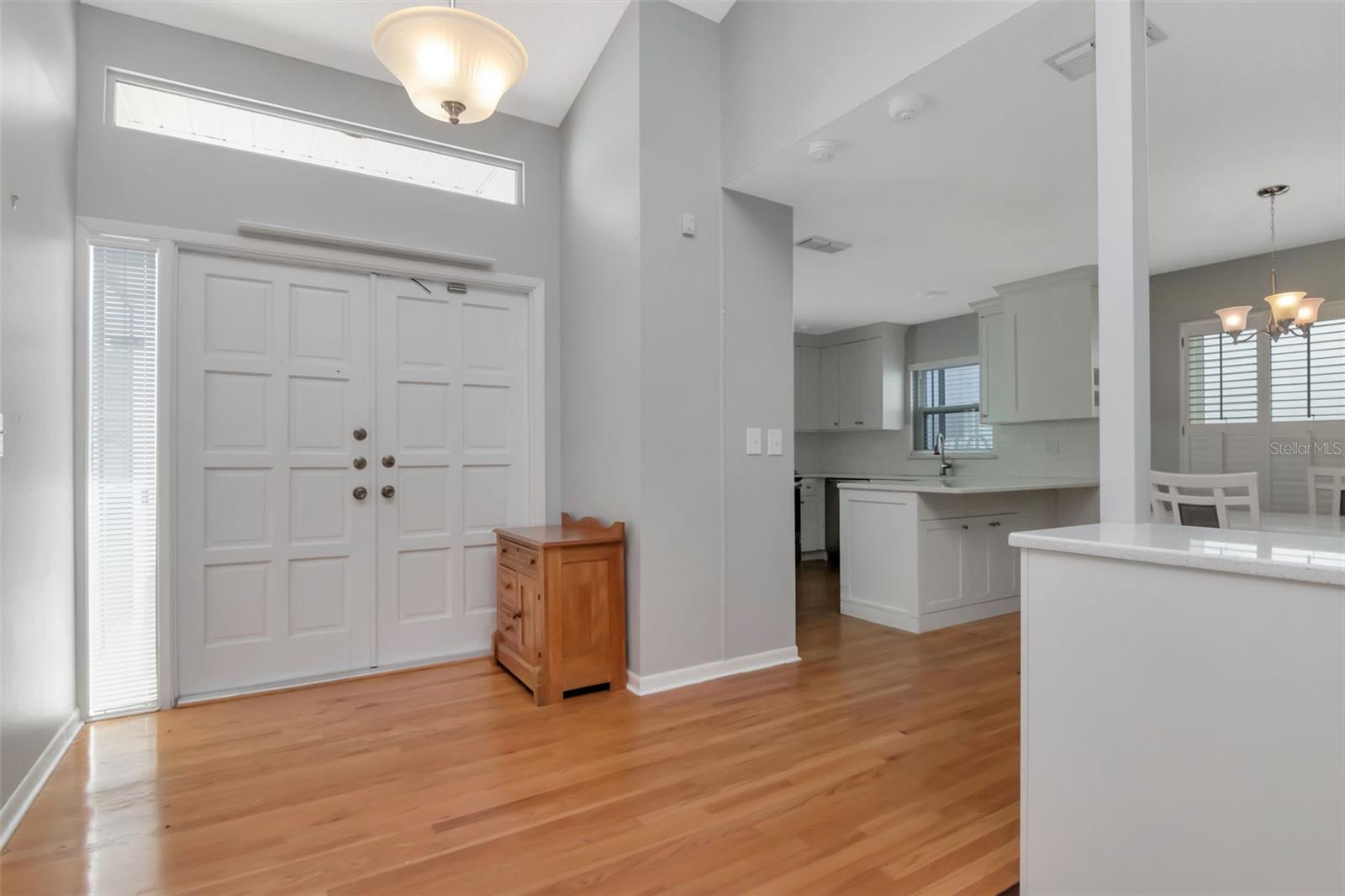 Listing photo id 0 for 11504 Cerca Del Rio Place