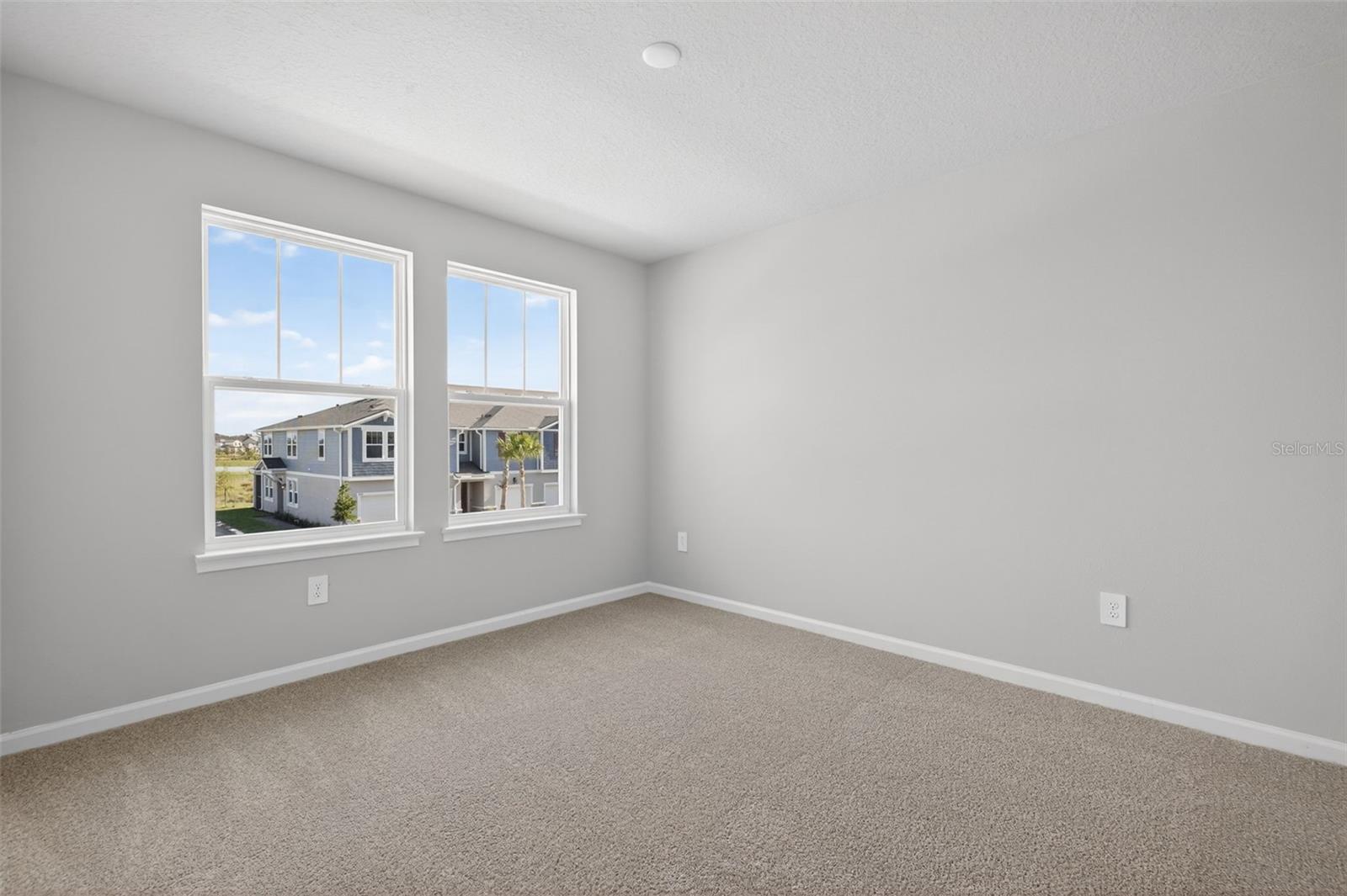 Image 21 of 33 For 9167 Aurelia Avenue