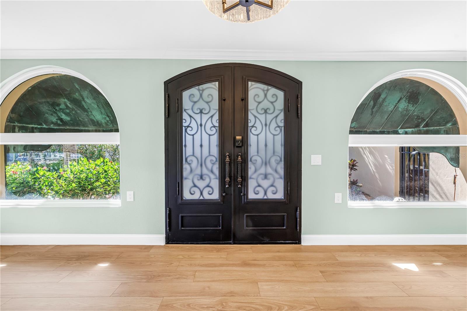 Image 12 of 66 For 2410 Coffee Pot Boulevard Ne