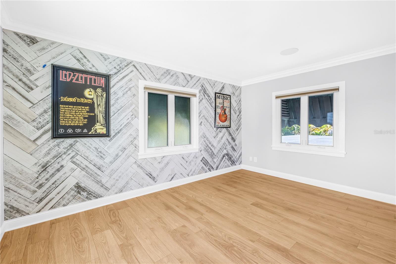 Image 22 of 66 For 2410 Coffee Pot Boulevard Ne