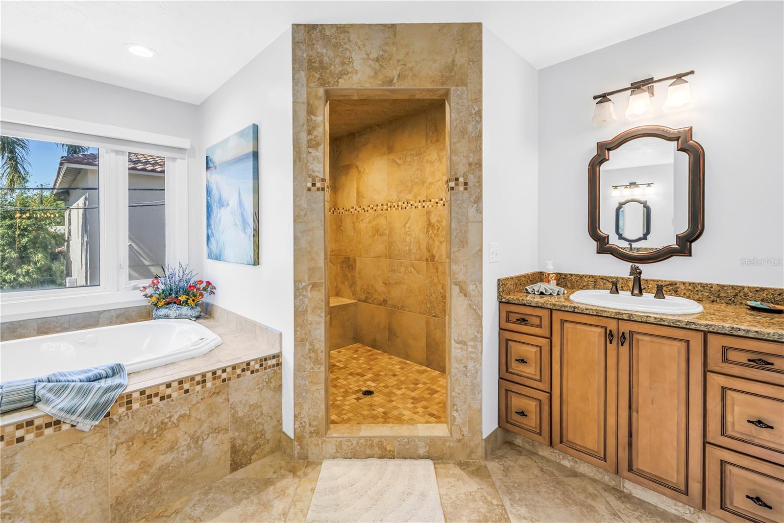 Image 29 of 66 For 2410 Coffee Pot Boulevard Ne