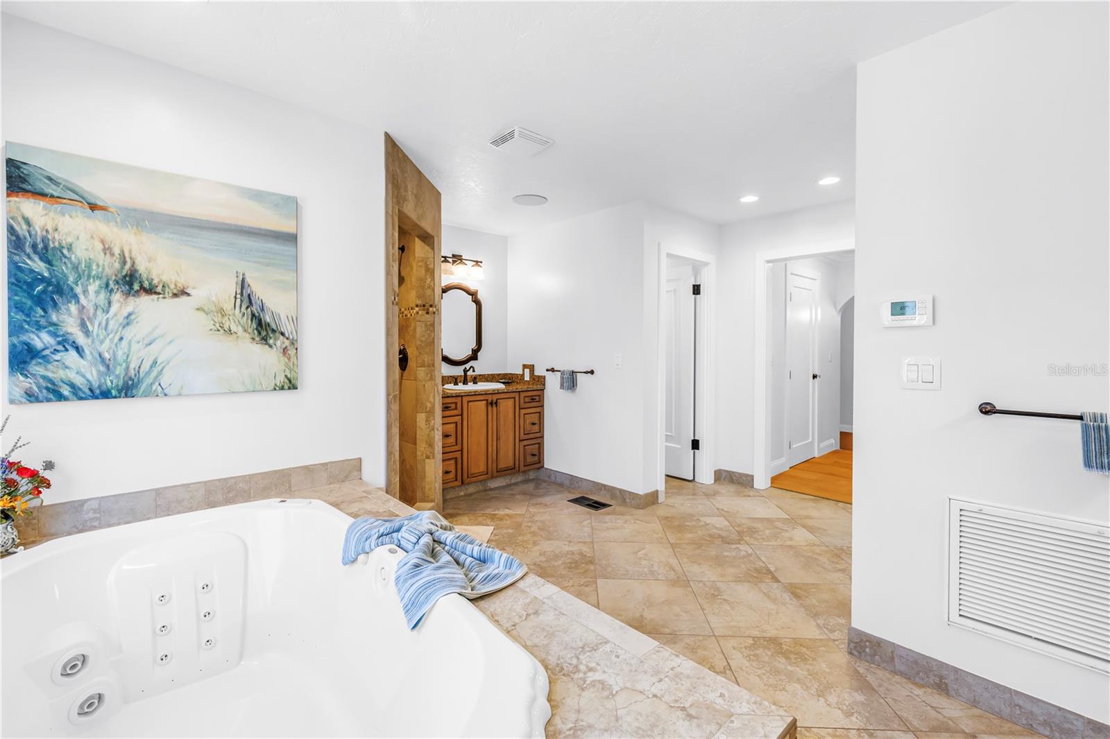 Image 30 of 66 For 2410 Coffee Pot Boulevard Ne