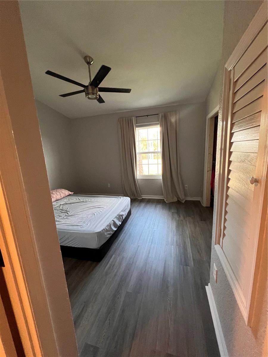 Image 13 of 15 For 16543 Lake Brigadoon Circle