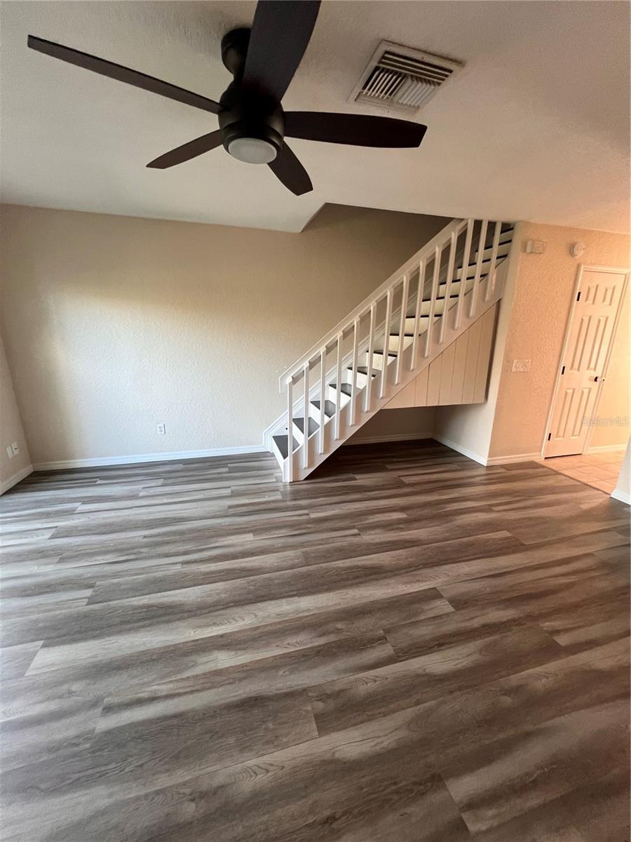 Image 6 of 15 For 16543 Lake Brigadoon Circle