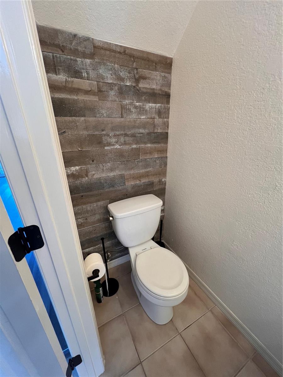 Image 8 of 15 For 16543 Lake Brigadoon Circle