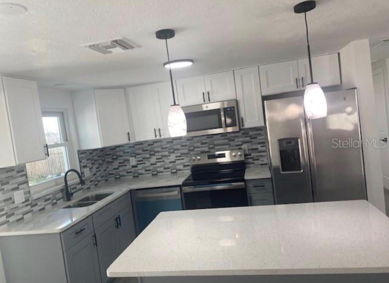 Image 9 of 31 For 4803 Guardian Avenue