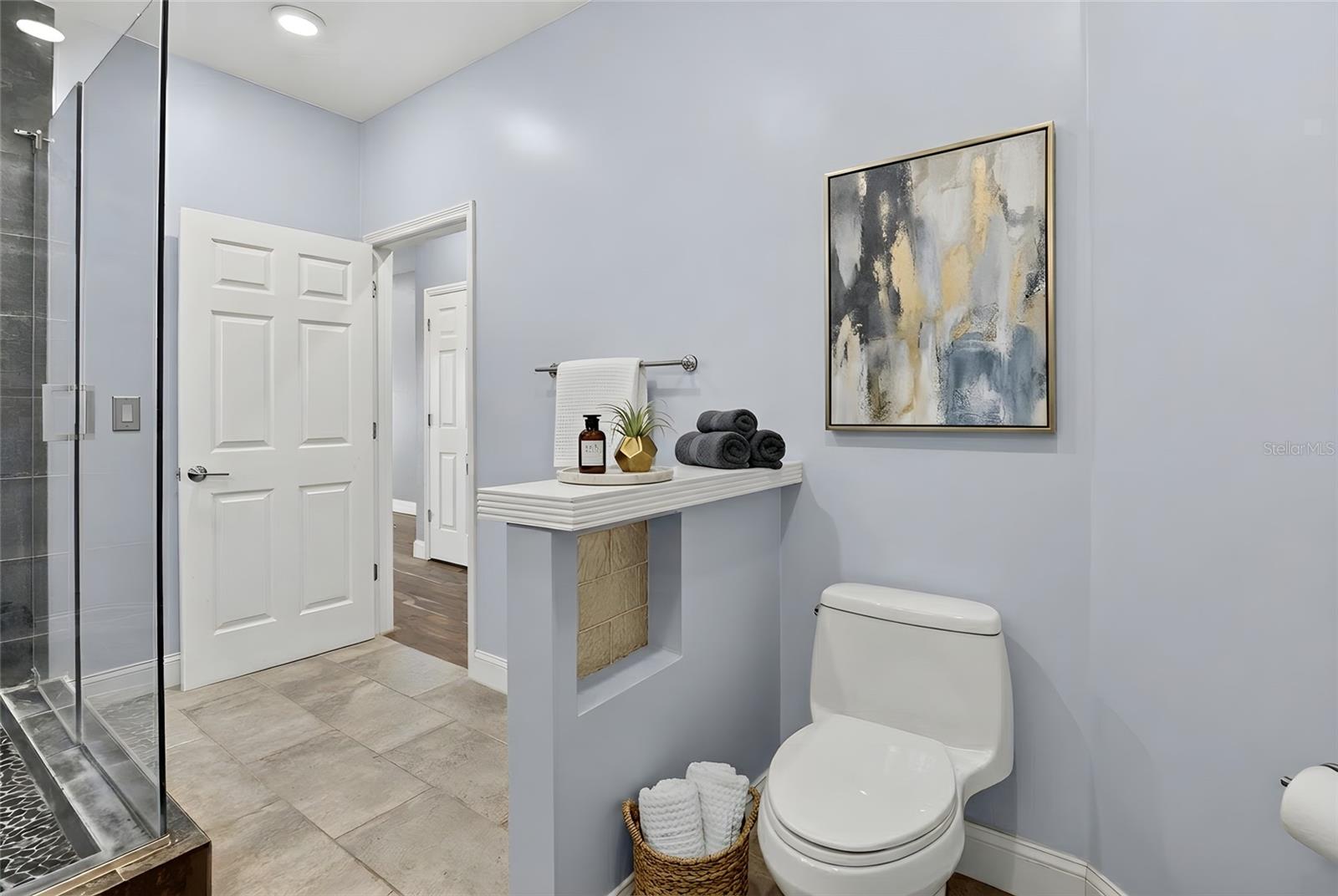 Image 16 of 45 For 4639 Mirabella Court