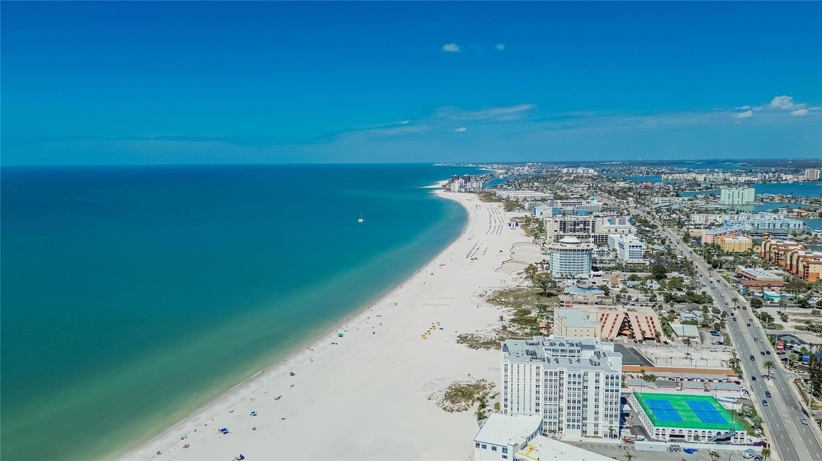 Image 37 of 45 For 4639 Mirabella Court