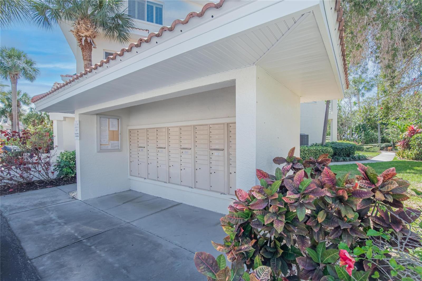 Image 42 of 45 For 4639 Mirabella Court