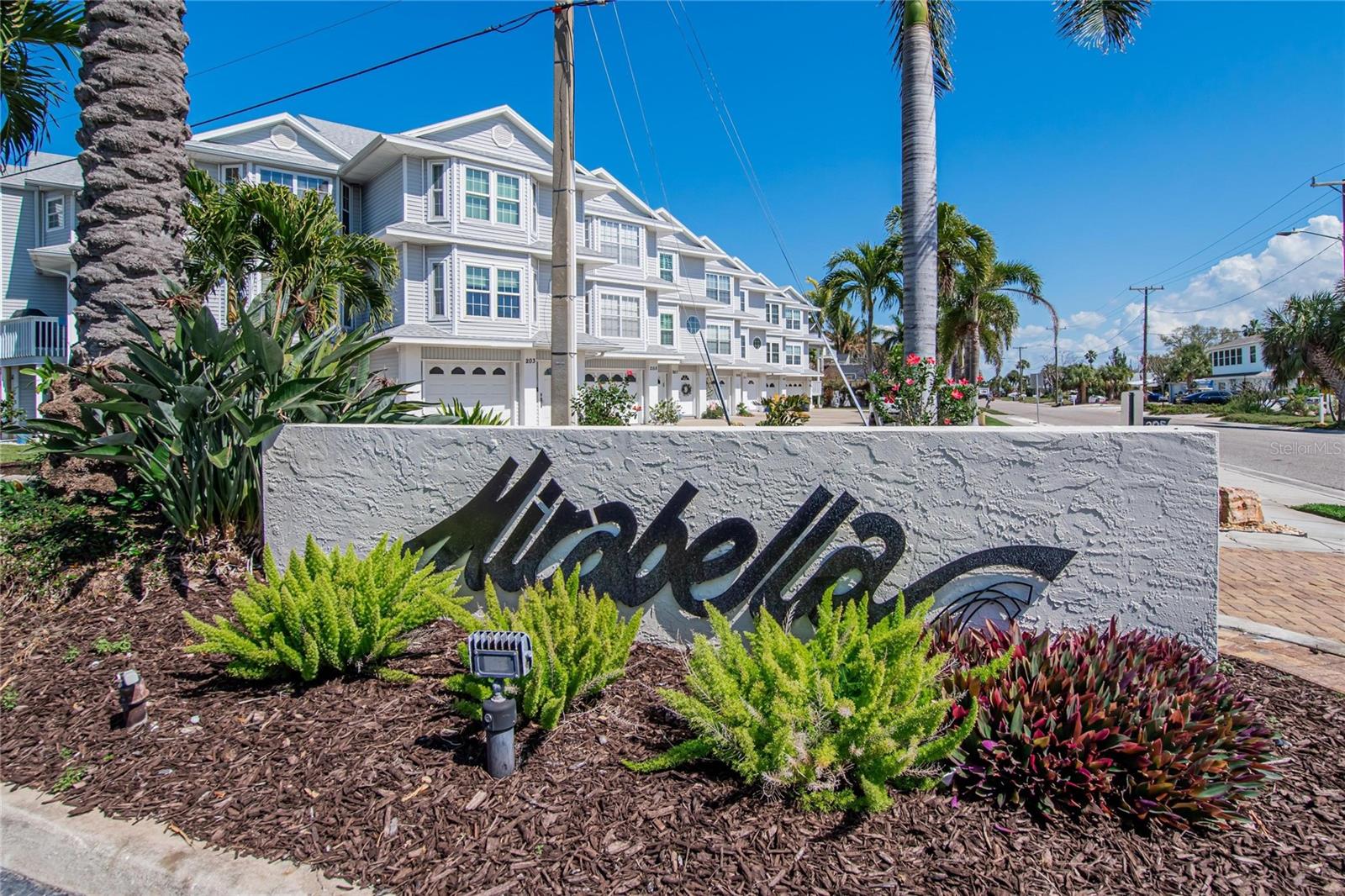 Image 43 of 45 For 4639 Mirabella Court