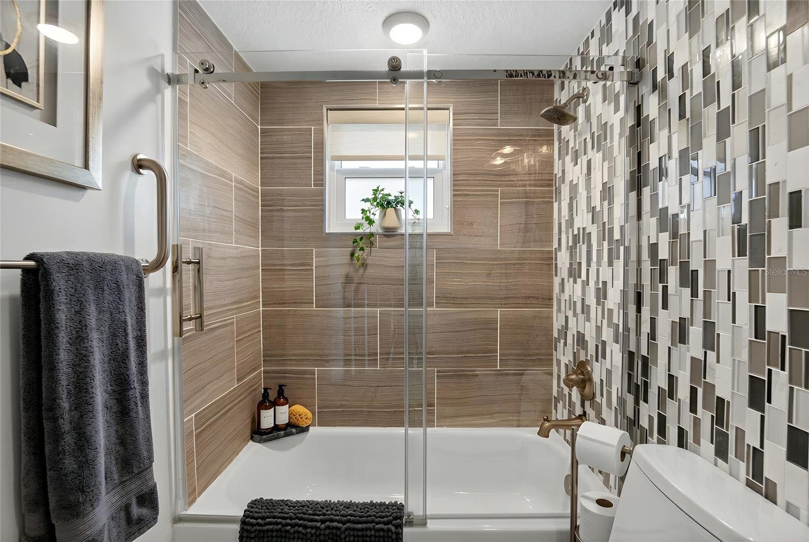 Image 8 of 45 For 4639 Mirabella Court