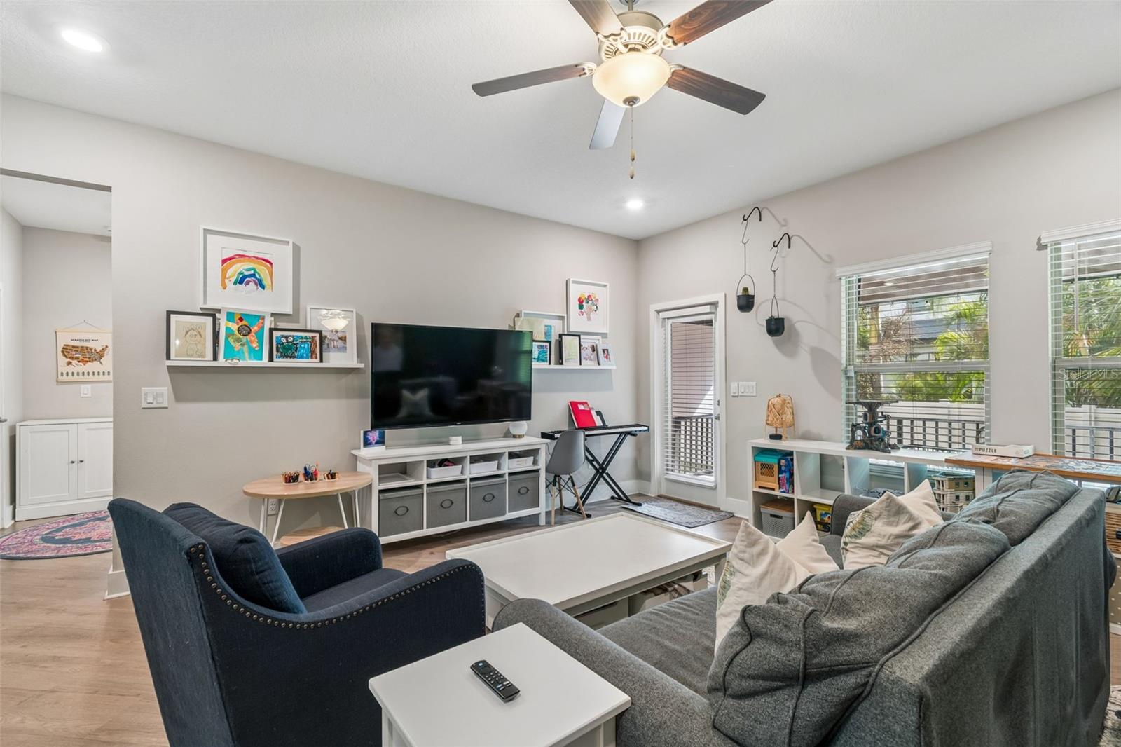 Image 42 of 68 For 7414 Kissimmee Street