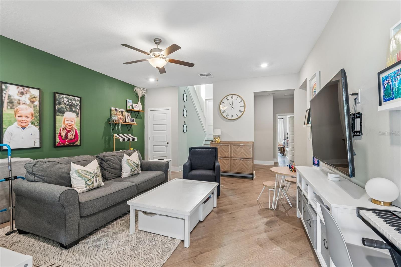 Image 43 of 68 For 7414 Kissimmee Street