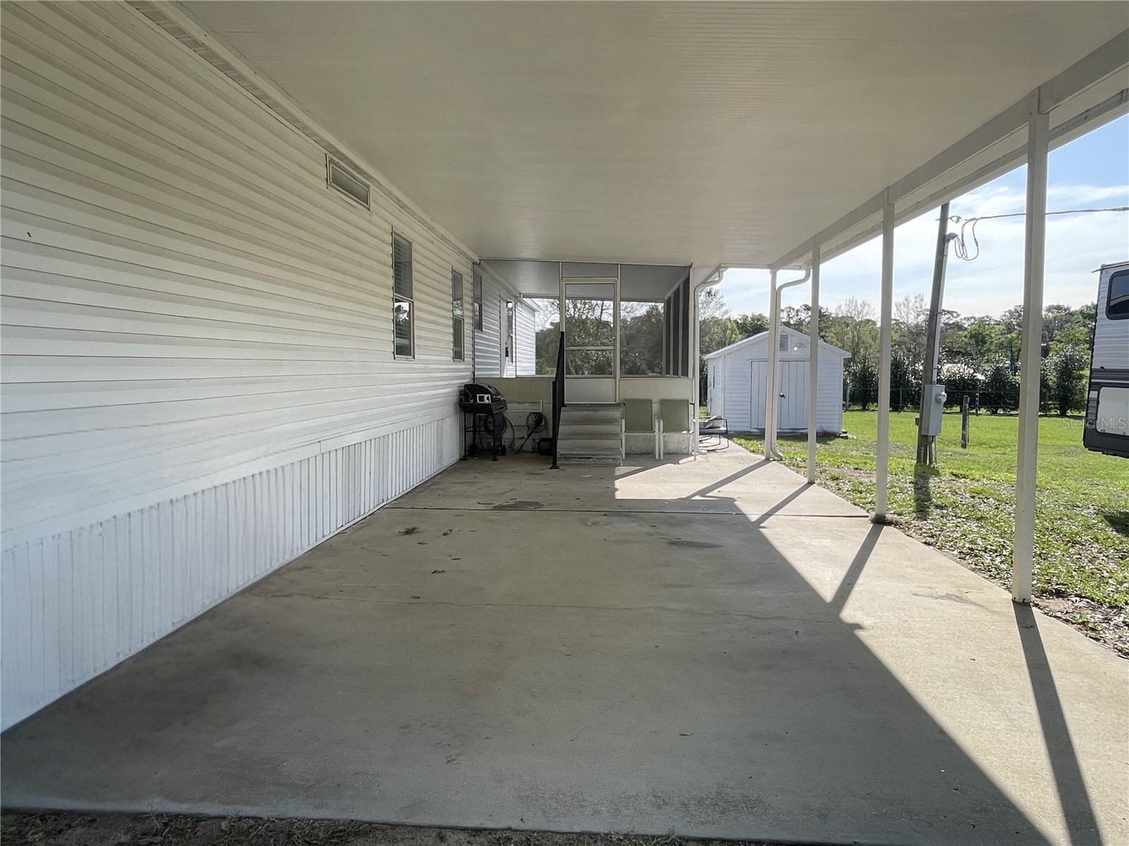 Image 19 of 23 For 8350 Derby Oaks Drive