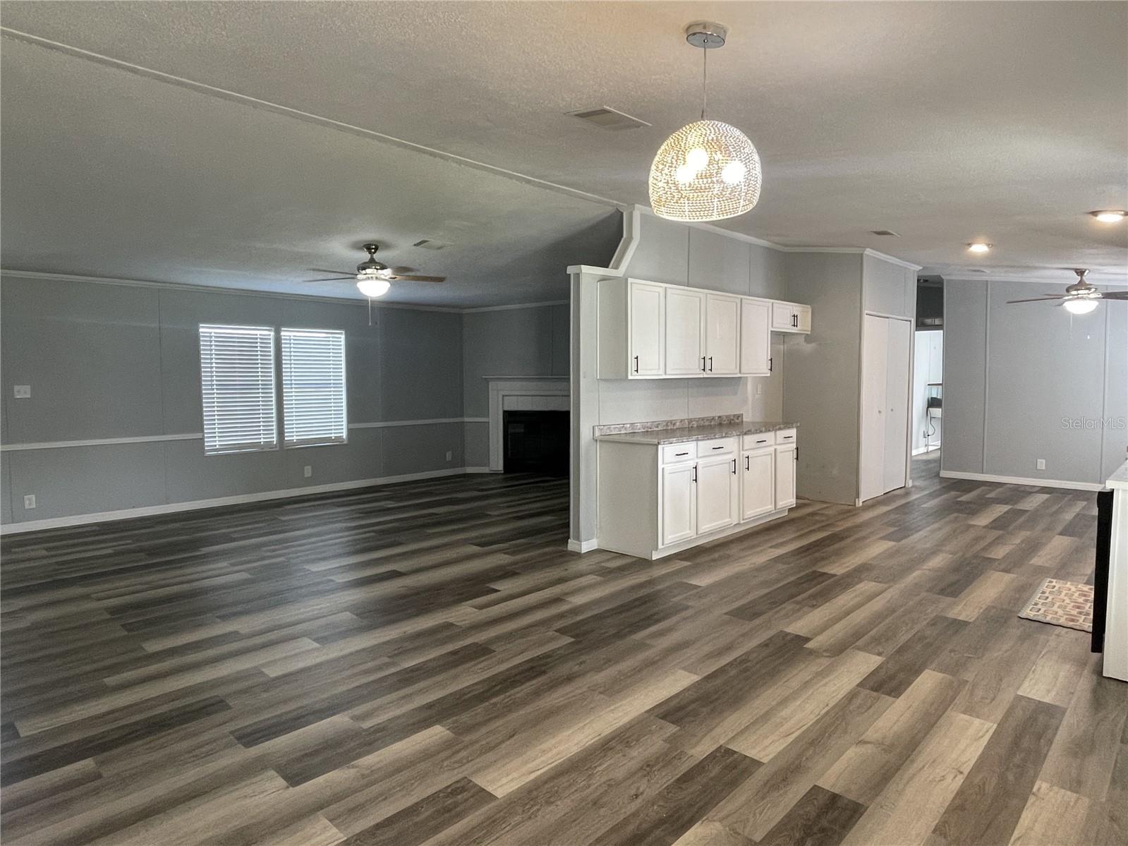 Image 4 of 23 For 8350 Derby Oaks Drive