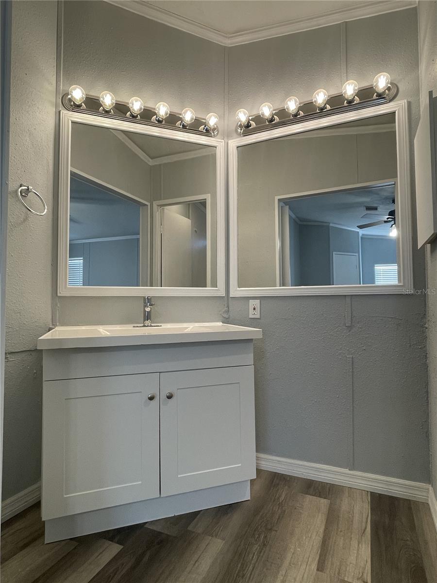 Image 9 of 23 For 8350 Derby Oaks Drive