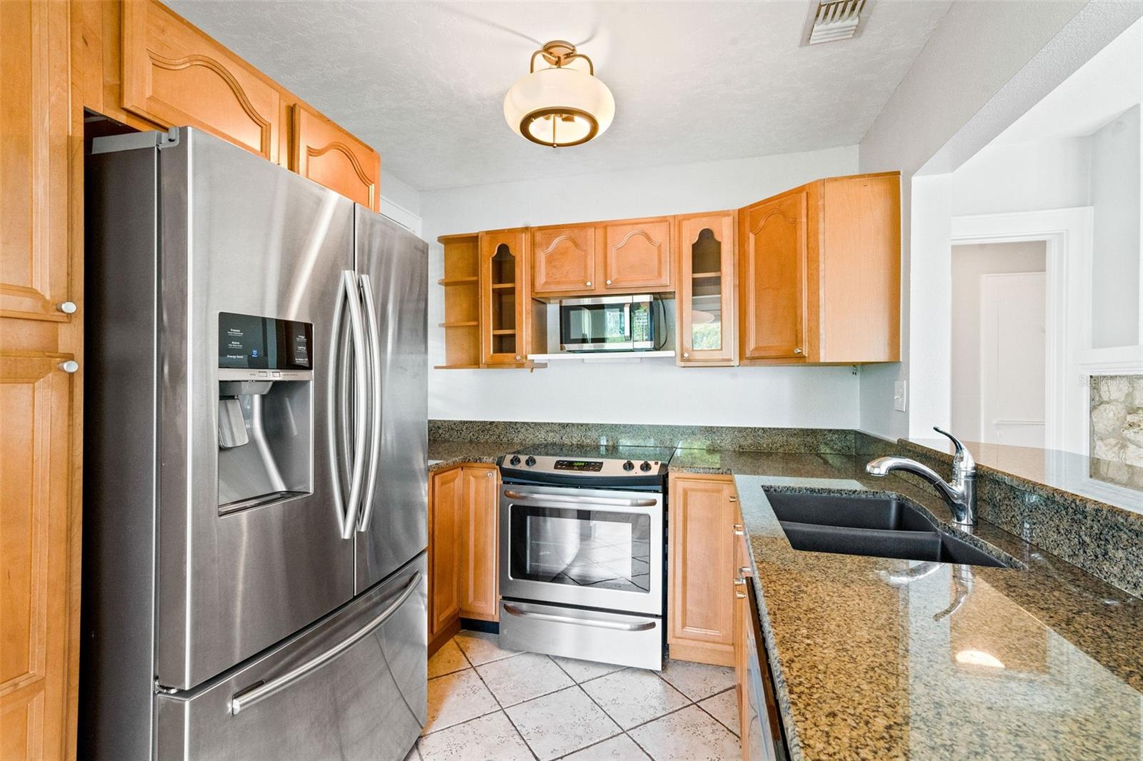 Image 8 of 27 For 205 Garden Circle N