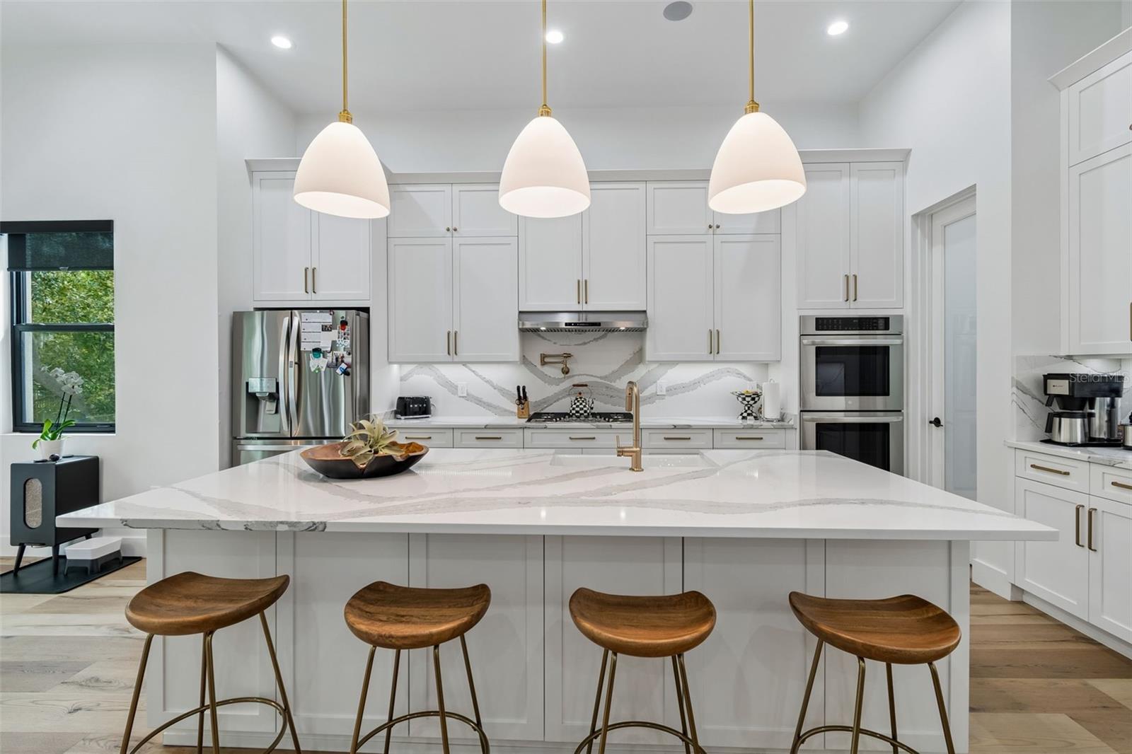 Image 19 of 58 For 5410 Bayshore Blvd