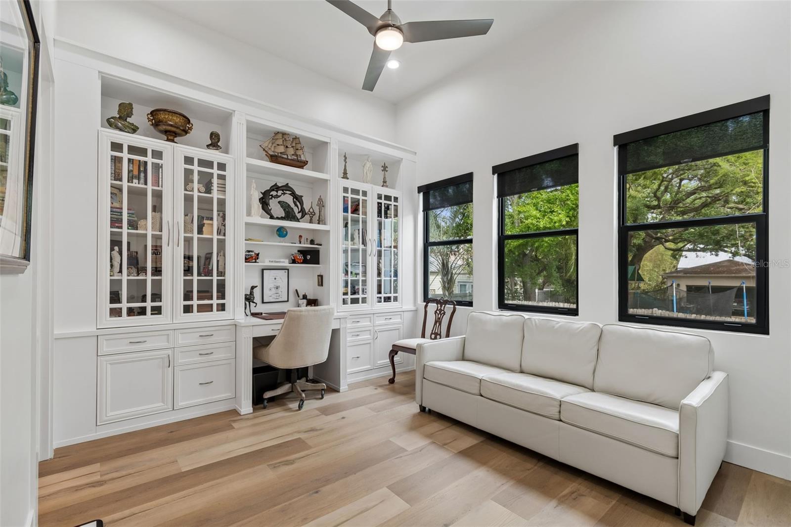 Image 31 of 58 For 5410 Bayshore Blvd